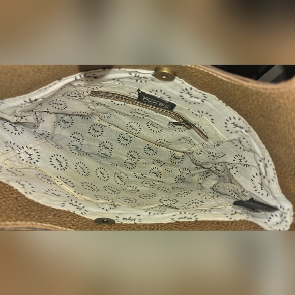 Myra Bag - Picture 2 of 4